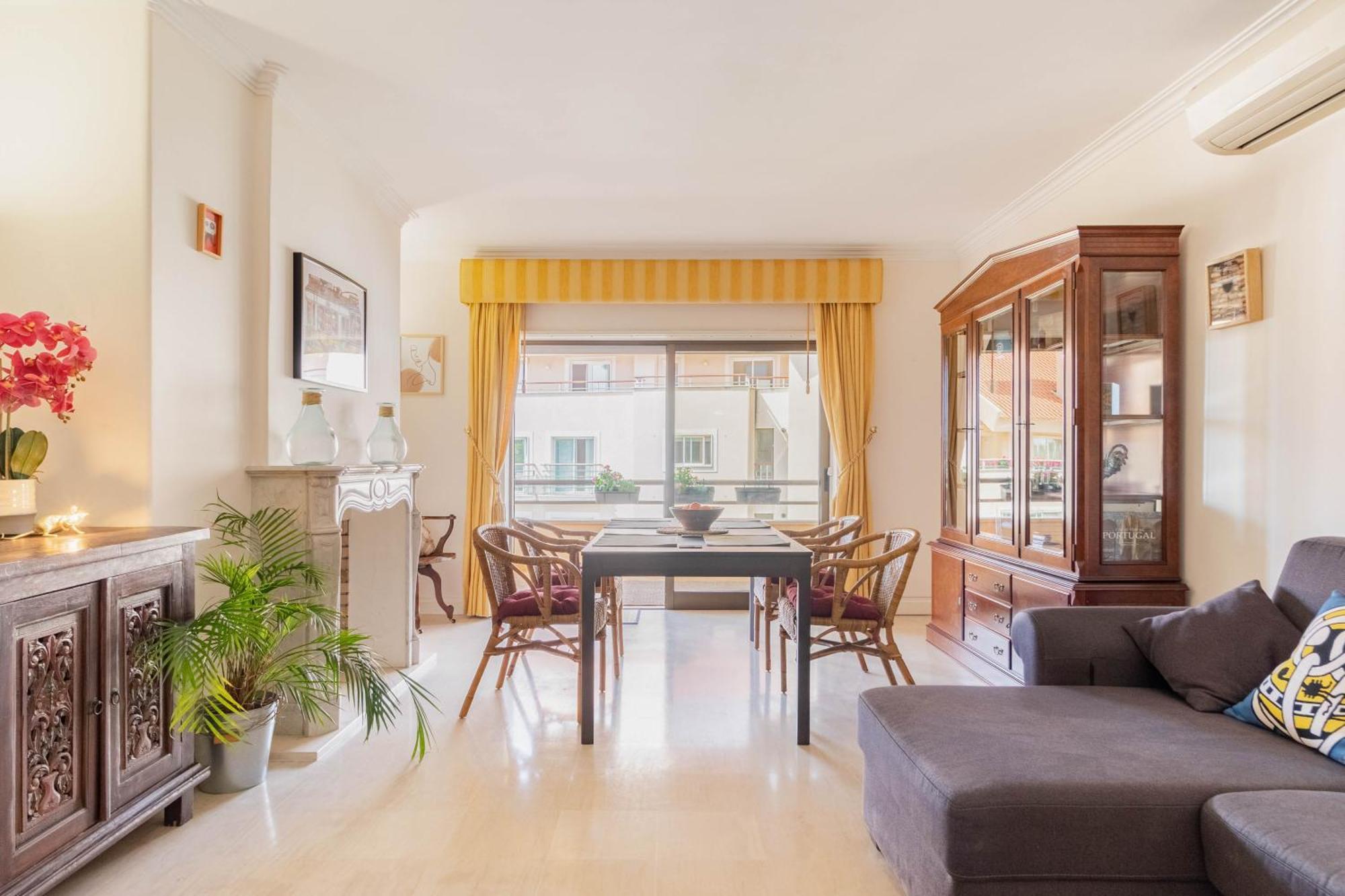 Central Cascais Apartment With Private Parking Exterior foto